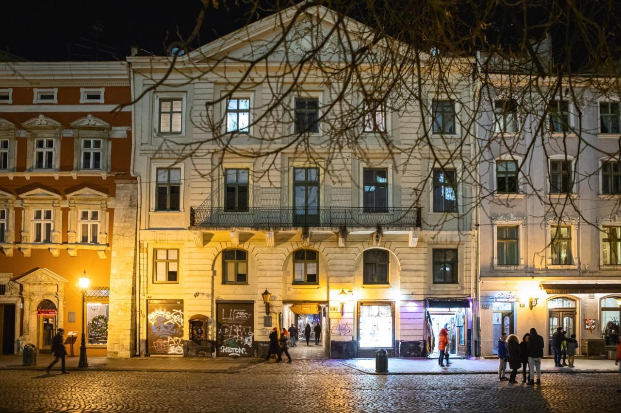 Bed & Breakfast In Downtown Lviv Eksteriør billede